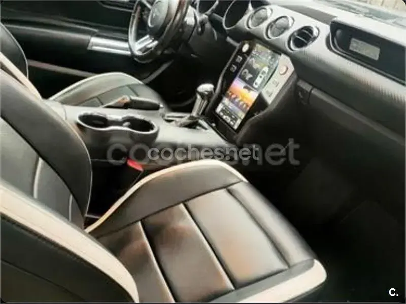 Usado Ford Mustang Convertible 314 CV (230 kW) 2016 Gris / plata Descapotable