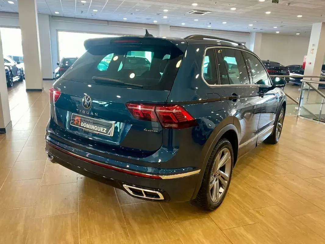 Usado VW Tiguan R-line 150 CV (110 kW) 2021 Azul SUV