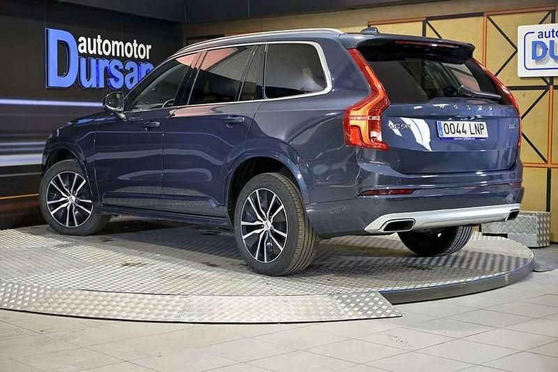 Usado Volvo XC90 Momentum 253 CV (186 kW) 2021 Gris SUV