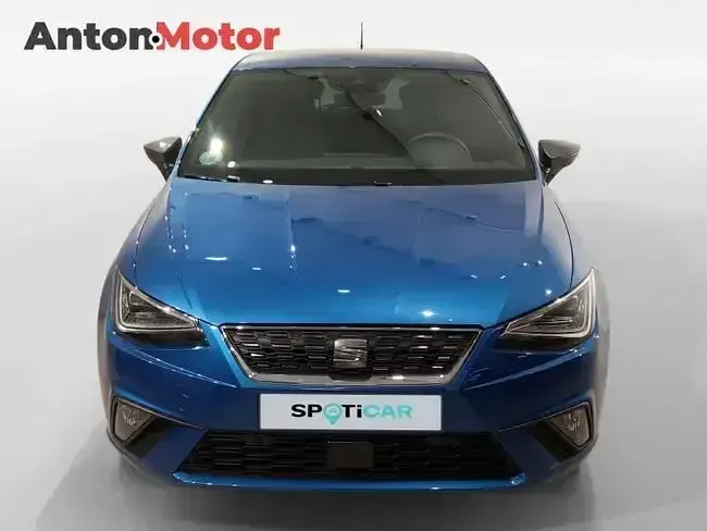 Usado Seat Ibiza FR 115 CV (84 kW) 2025 Azul Utilitario