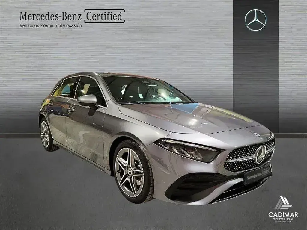 Nuevo Mercedes A200 150 CV (110 kW) 2025 Gris Berlina