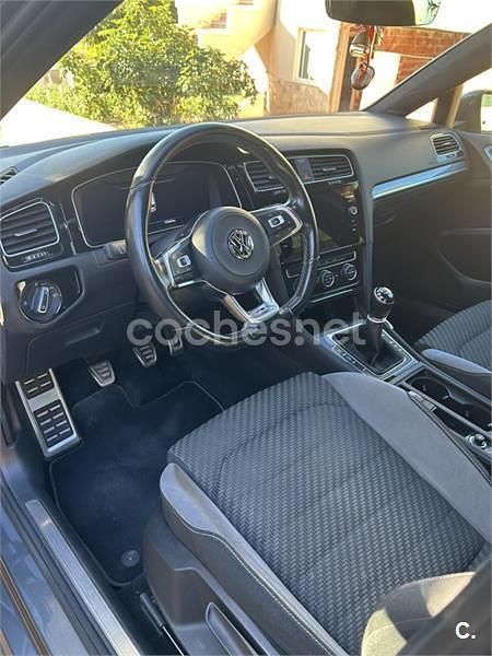 Usado VW Golf VII Sport 150 CV (110 kW) 2018 Gris / plata Berlina