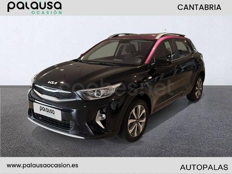 Usado Kia Stonic 84 CV (61 kW) 2023 Negro SUV