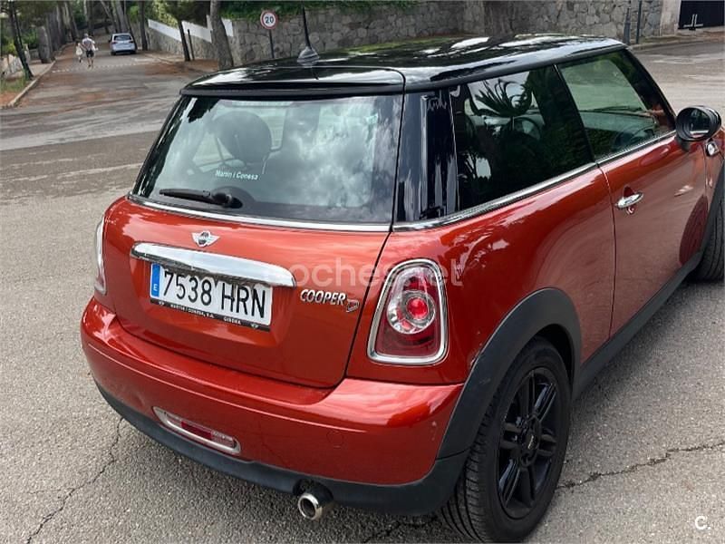 Usado Mini Cooper D 112 CV (82 kW) 2013 Naranja Utilitario