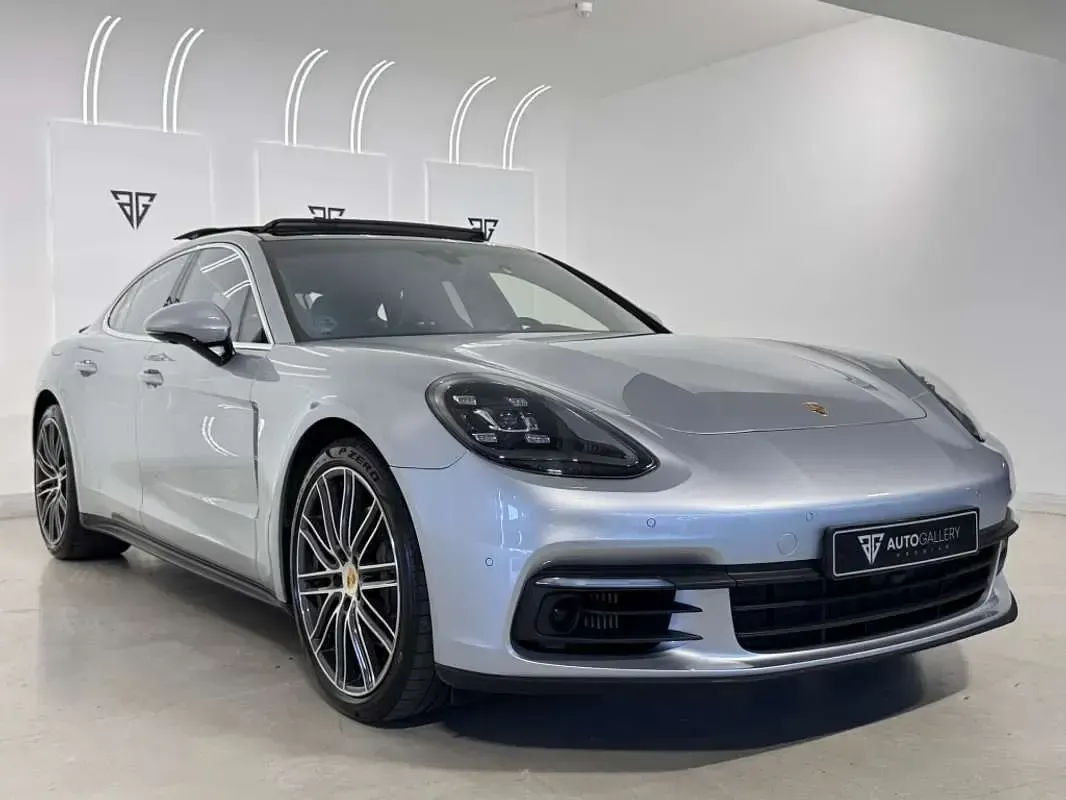 Usado Porsche Panamera 4S 441 CV (324 kW) 2017 Plateado Utilitario