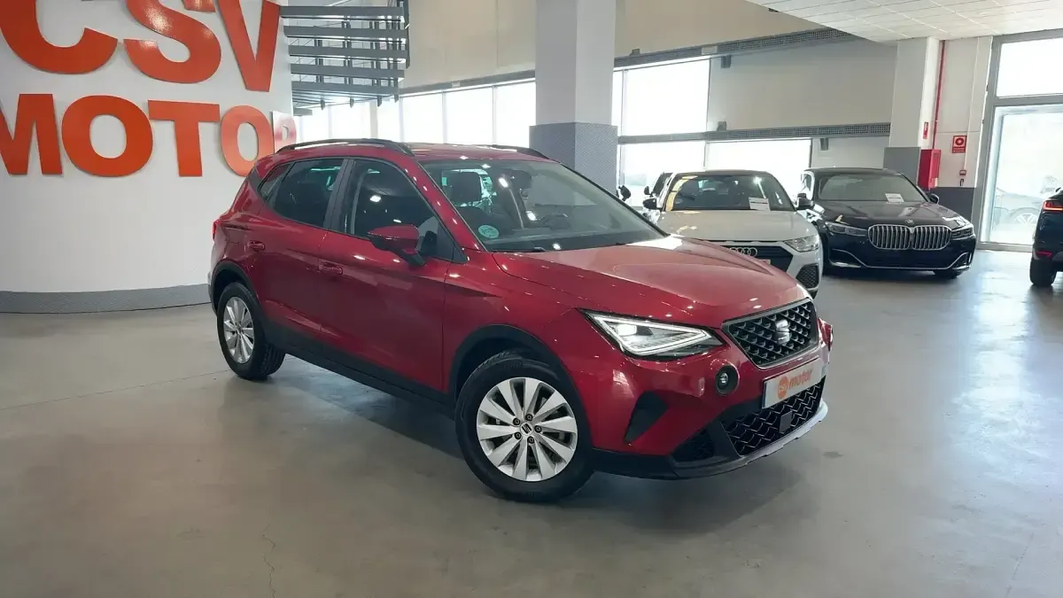Usado Seat Arona Style 116 CV (85 kW) 2025 Rojo SUV
