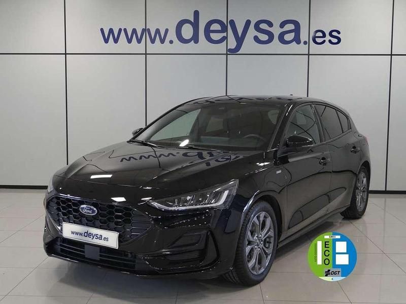 Usado Ford Focus ST-Line 125 CV (91 kW) 2023 Negro Utilitario