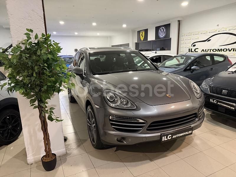 Gris / plata Usado 2013 Porsche Cayenne Platinum Edition SUV | 23.900 € (Buen precio) - Imagen 1/4