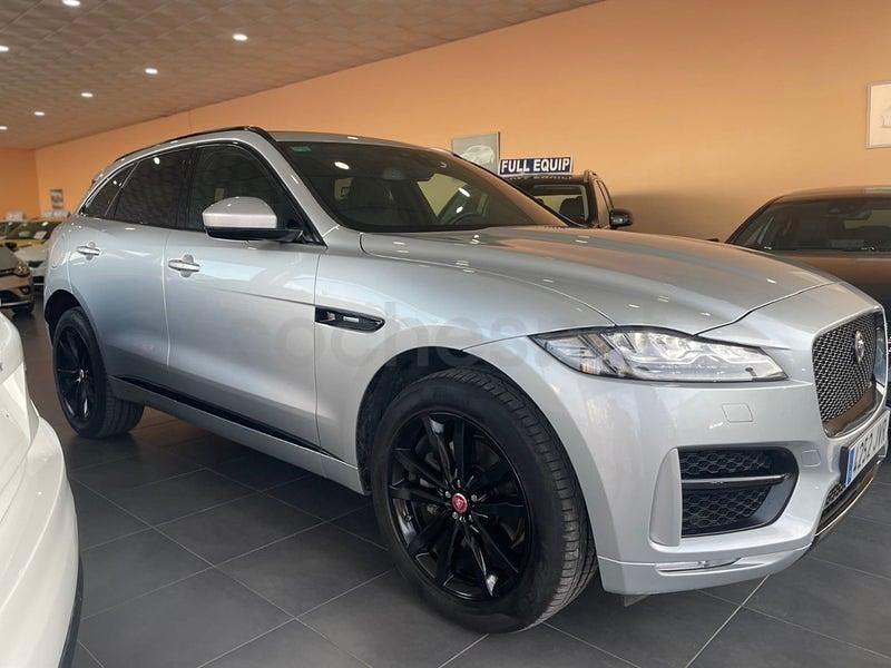 Usado Jaguar F-Pace R-Sport 300 CV (220 kW) 2017 Gris / plata SUV