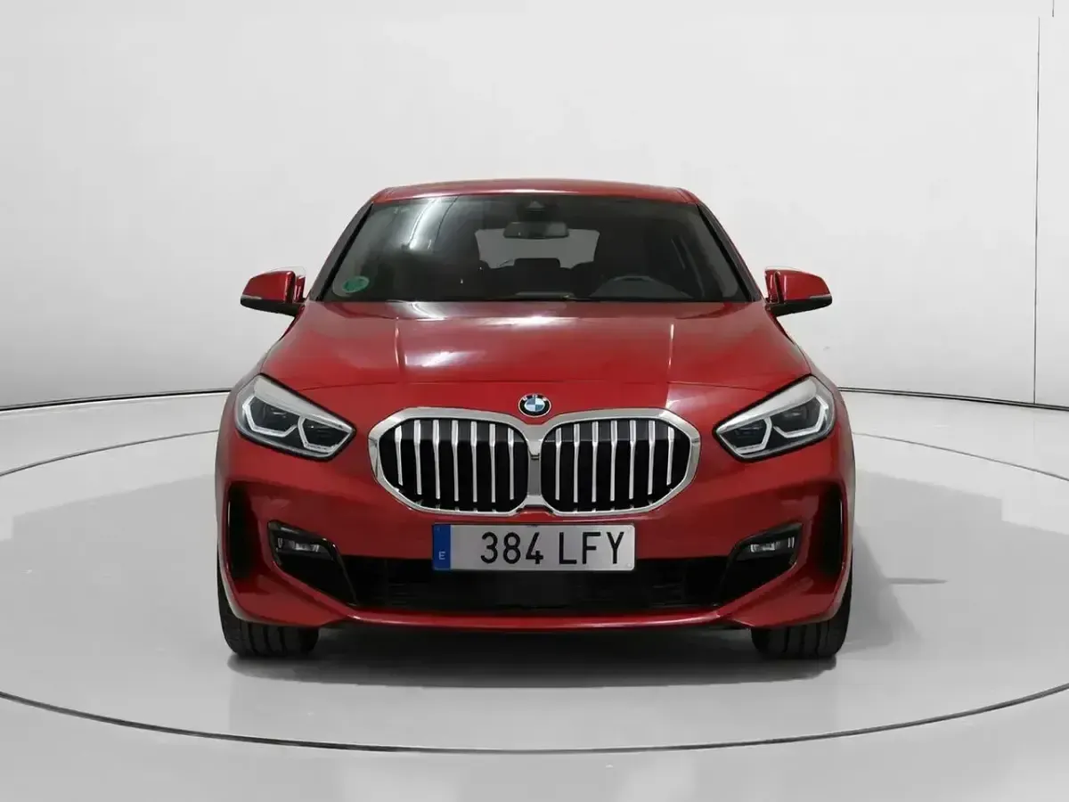 Usado BMW 118 150 CV (110 kW) 2020 Rojo Utilitario