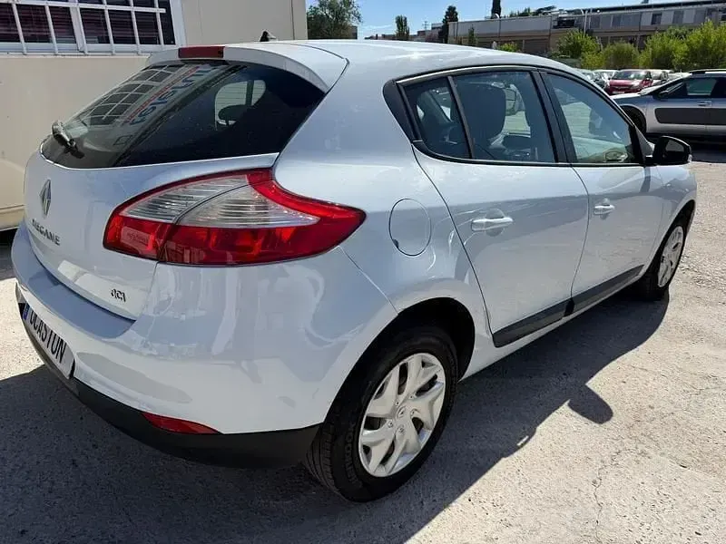 Usado Renault Mégane III Business 110 CV (80 kW) 2014 Blanco