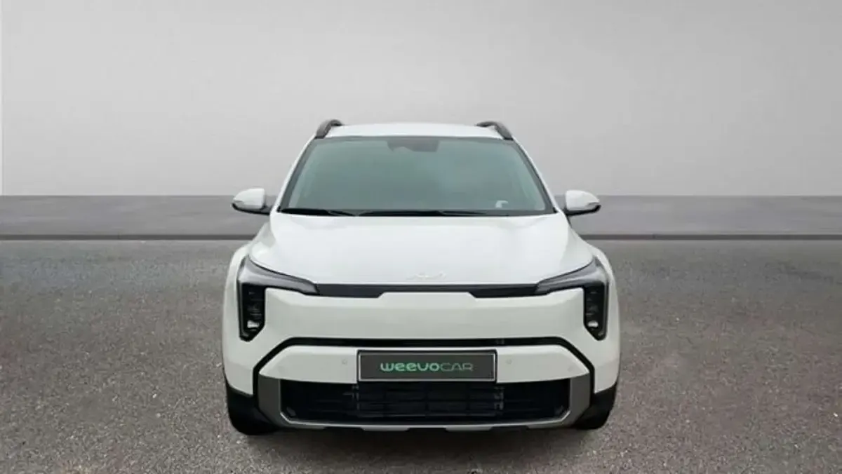 Nuevo Kia Stonic 101 CV (74 kW) 2025 Blanco SUV