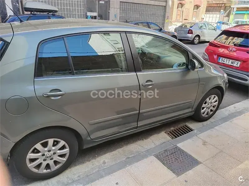 Usado VW Golf Plus Cross Highline 105 CV (77 kW) 2005 Verde Monovolumen