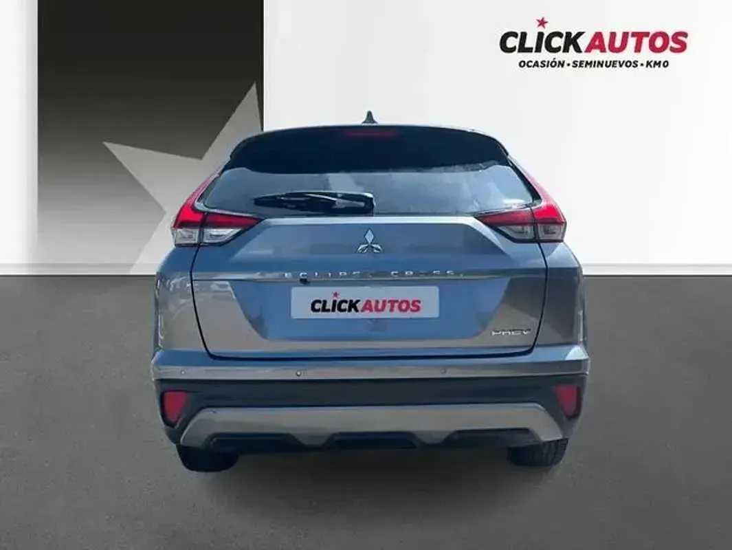 Usado Mitsubishi Eclipse Cross 188 CV (138 kW) 2023 Gris SUV