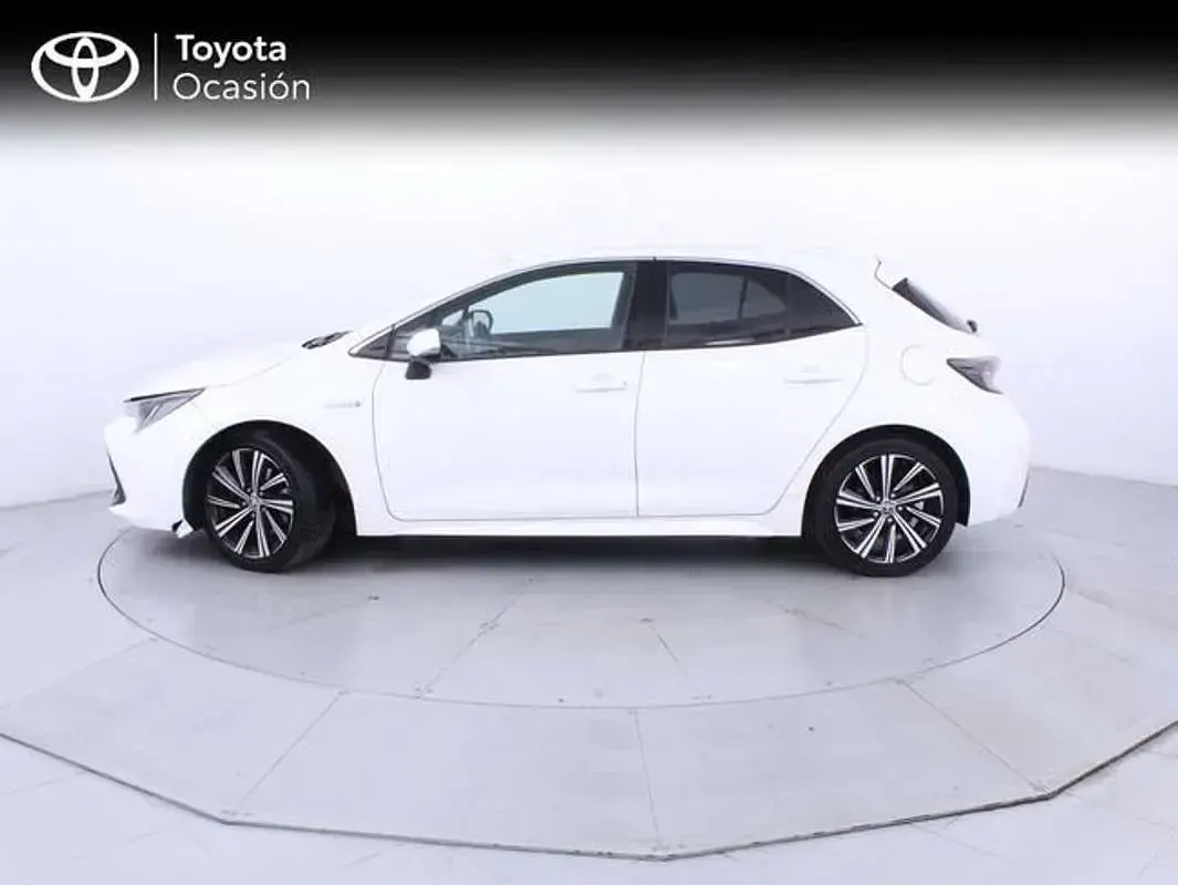 Usado Toyota Corolla Style 179 CV (131 kW) 2022 Blanco Berlina