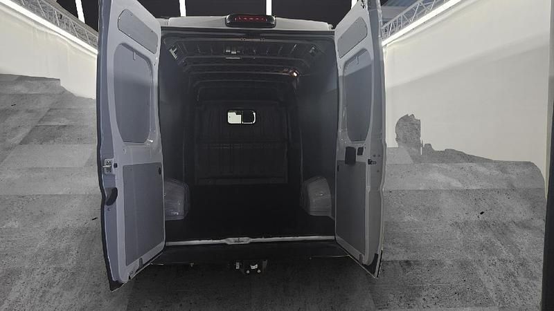 Usado Opel Movano Edition 140 CV (102 kW) 2023 Blanco Berlina