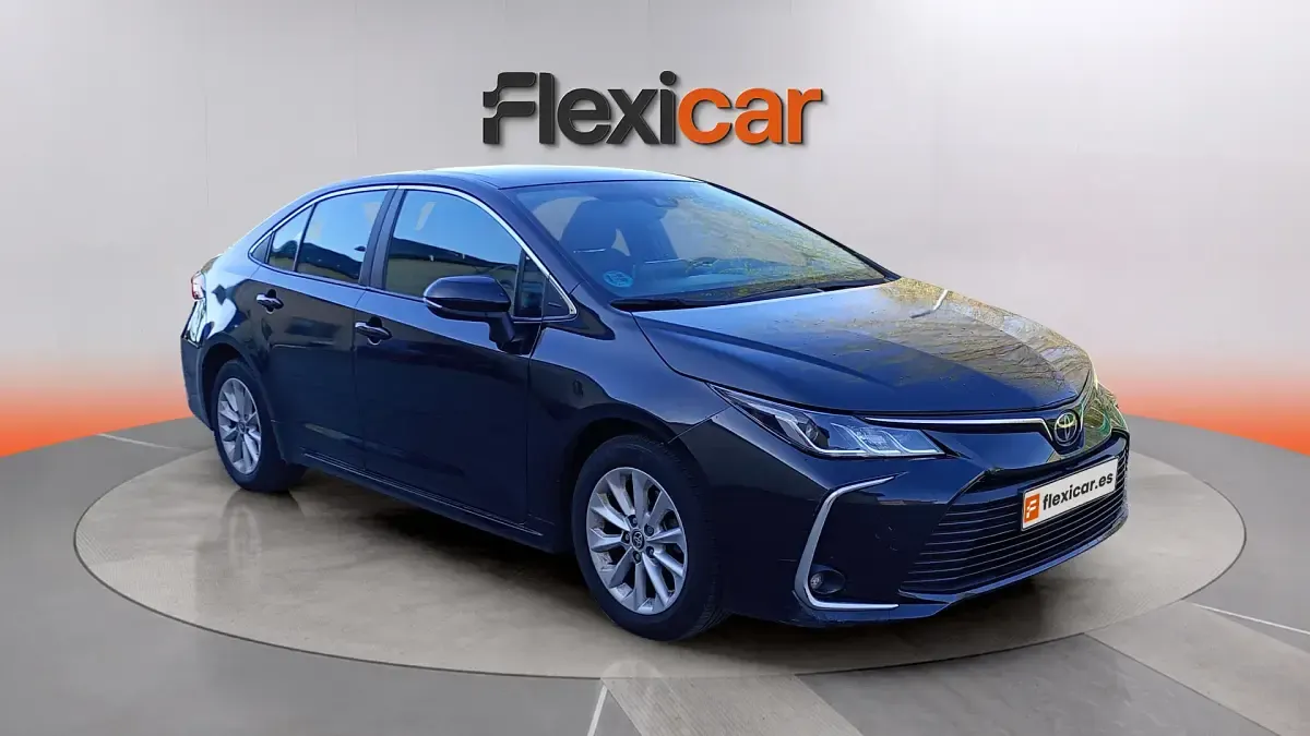 Usado Toyota Corolla Active 125 CV (91 kW) 2023 Negro Berlina