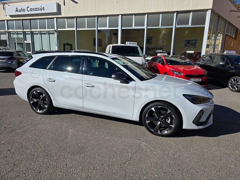 Usado Cupra Leon 204 CV (150 kW) 2025 Blanco Familiar