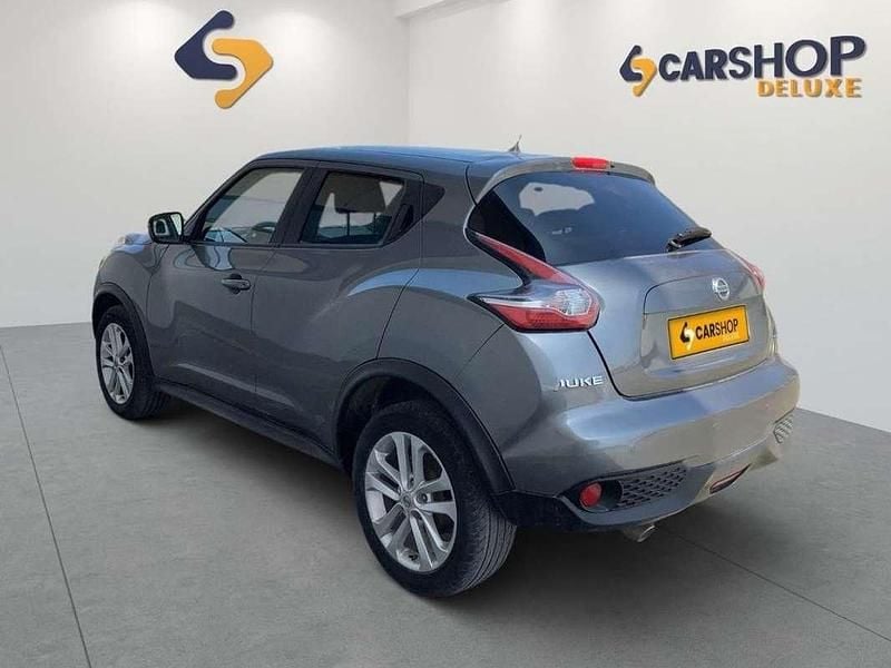 Usado Nissan Juke Acenta 110 CV (80 kW) 2016 Gris SUV