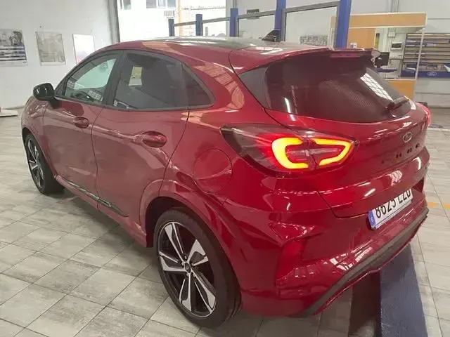 Usado Ford Puma Titanium 155 CV (114 kW) 2022 Rojo SUV