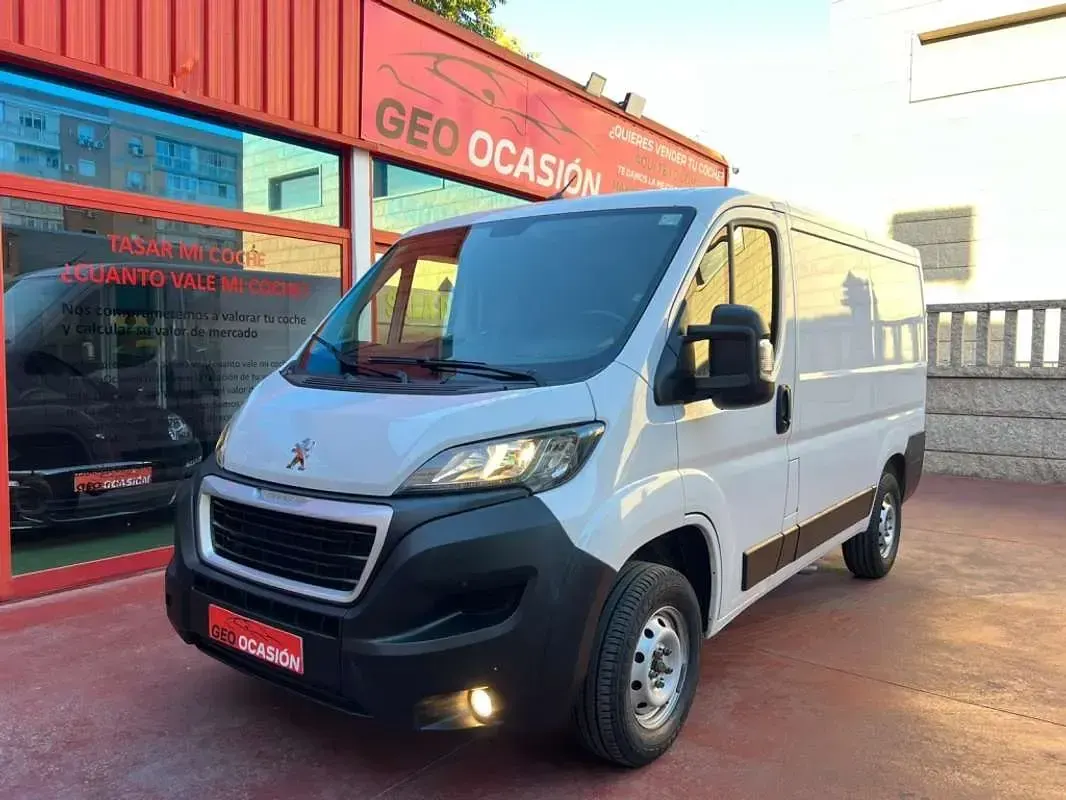 Usado Peugeot Boxer S 140 CV (102 kW) 2022 Blanco Van