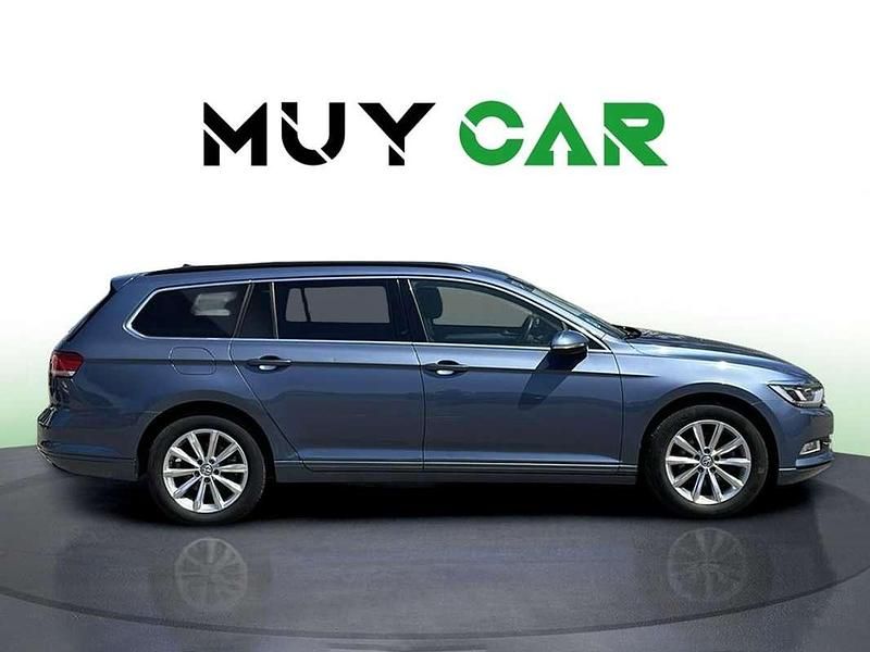 Usado VW Passat Advance 150 CV (110 kW) 2016 Azul Familiar