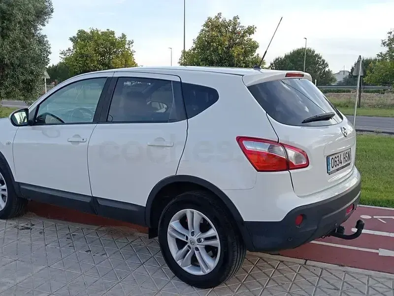 Usado Nissan Qashqai Acenta 110 CV (80 kW) 2013 Blanco SUV