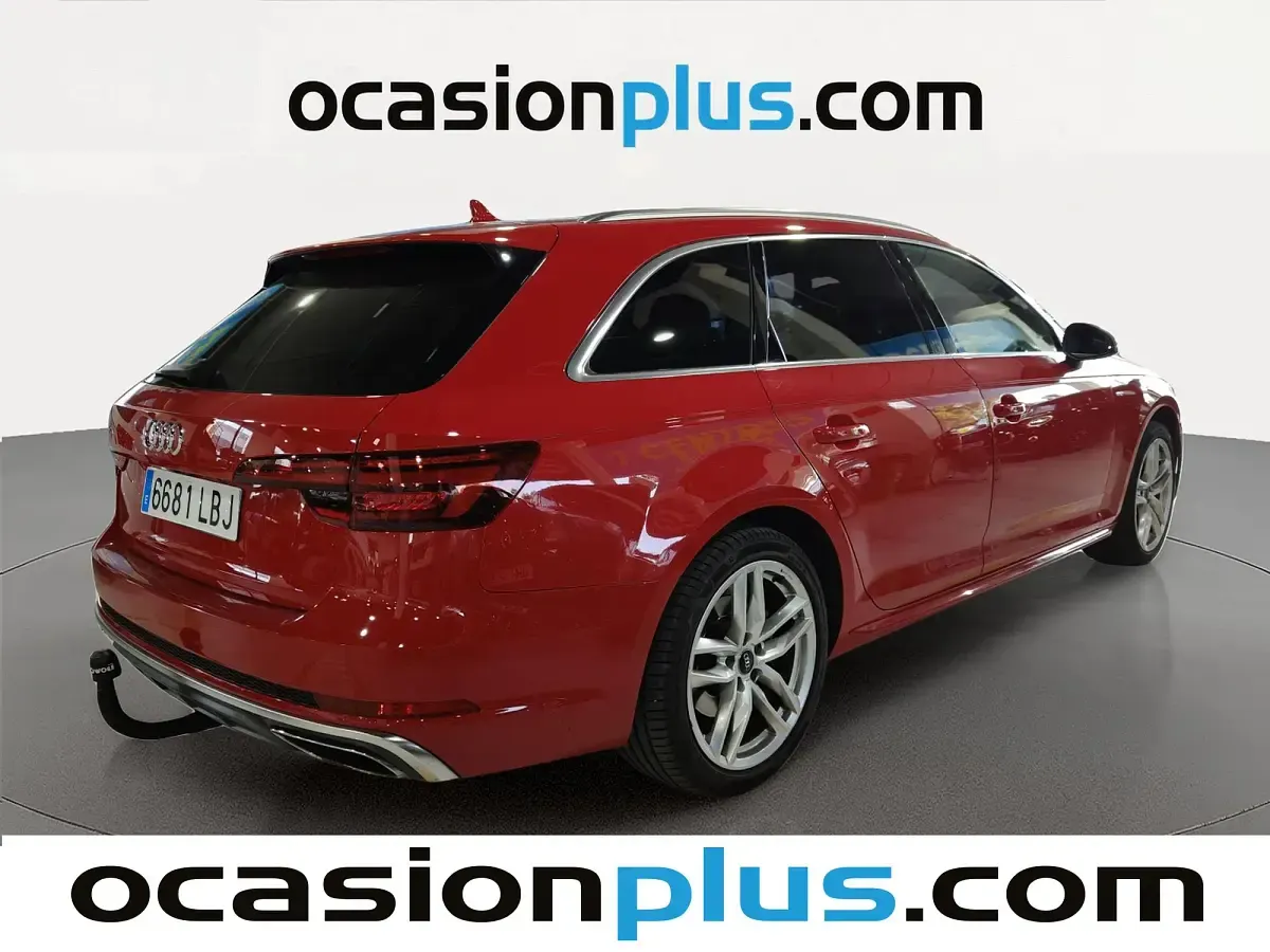 Usado Audi A4 S-Line 150 CV (110 kW) 2019 Rojo Familiar