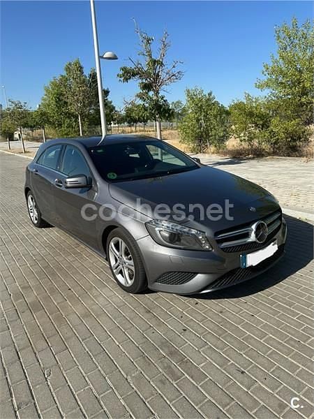Gris / plata Usado 2015 Mercedes A200 Urban Berlina | 15.200 € (Buen precio) - Imagen 1/4