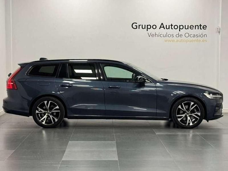 Usado Volvo V60 Plus 197 CV (144 kW) 2023 Azul Familiar