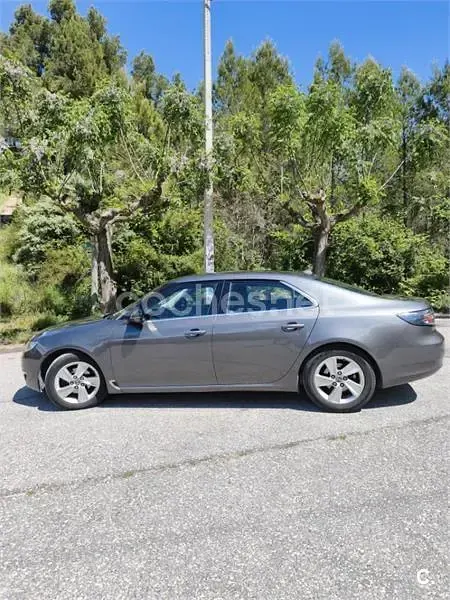 Usado Saab 9-5 Vector 160 CV (117 kW) 2010 Gris / plata Berlina