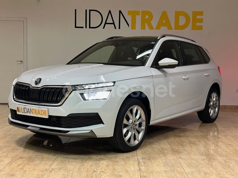 Blanco Usado 2023 Skoda Kamiq Sport SUV | 18.790 € (Buen precio) - Imagen 1/4