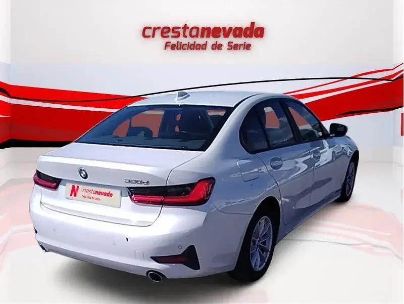 Usado BMW 320e Comfort Edition 190 CV (139 kW) 2020 Blanco Berlina