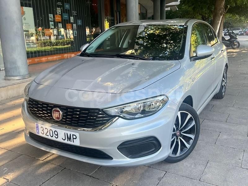 Gris / plata Usado 2016 Fiat Tipo Easy Familiar | 8700 € (Precio justo) - Imagen 1/4