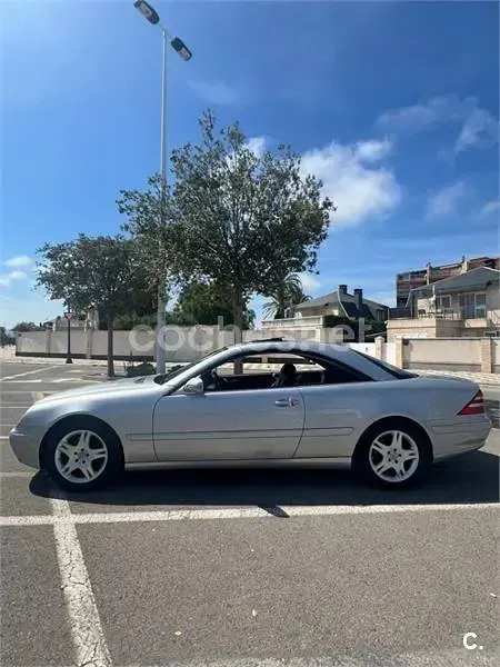 Usado Mercedes CL500 306 CV (225 kW) 2001 Gris / plata Coupe