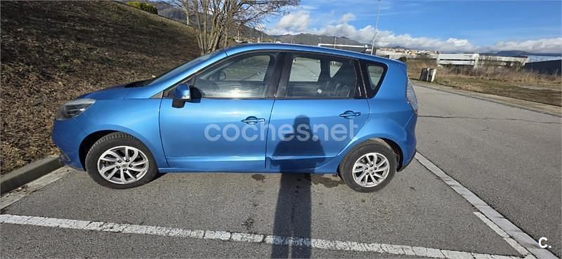 Usado Renault Scénic III Business 110 CV (80 kW) 2012 Azul Monovolumen