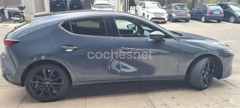 Usado Mazda 3 186 CV (136 kW) 2021 Gris / plata Berlina