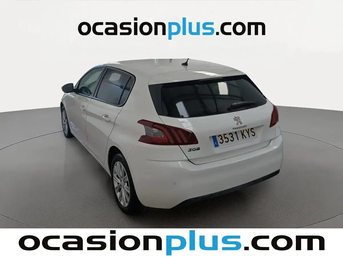 Usado Peugeot 308 Style 131 CV (96 kW) 2019 Blanco Utilitario