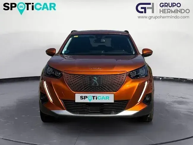 Usado Peugeot e-2008 Allure 100 kW (136 CV) 2021 Naranja SUV