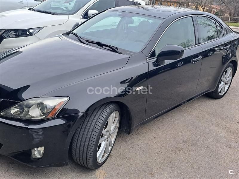 Usado Lexus IS220d Luxury Line 177 CV (130 kW) 2006 Negro Berlina