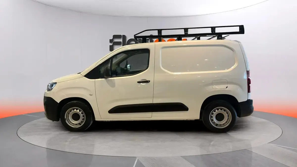 Usado Citroën e-Berlingo Feel 102 CV (75 kW) 2022 Blanco Monovolumen