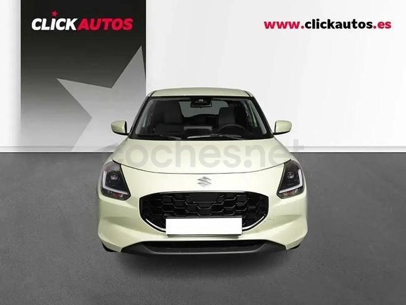 Usado Suzuki Swift 83 CV (61 kW) 2025 Amarillo Berlina