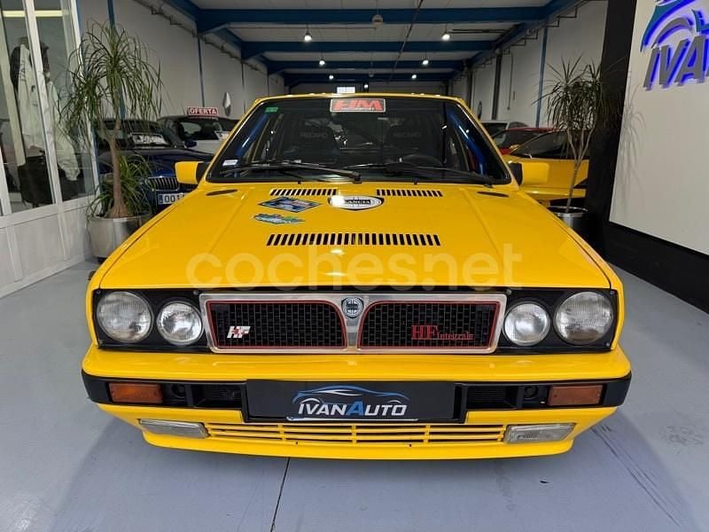 Usado Lancia 2000 165 CV (121 kW) 1988 Amarillo Berlina