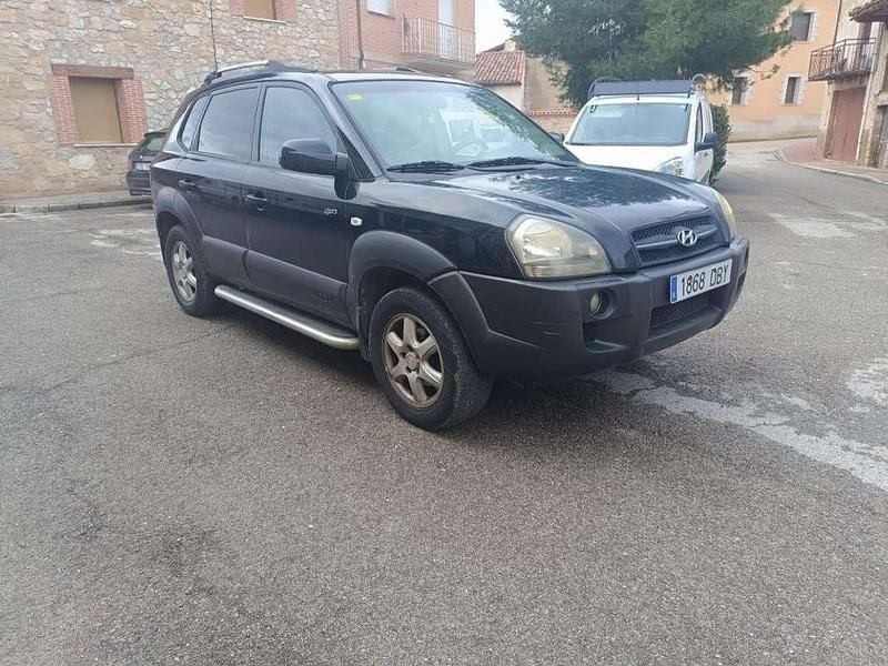 Usado Hyundai Tucson Style 111 CV (81 kW) 2004 Negro SUV