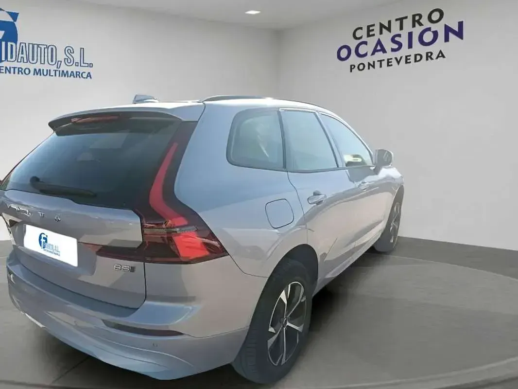 Usado Volvo XC60 Core 249 CV (183 kW) 2025 Gris SUV