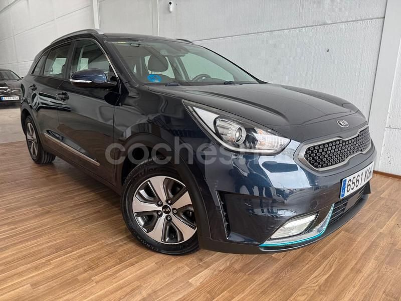 Usado Kia Niro 141 CV (103 kW) 2018 Azul SUV