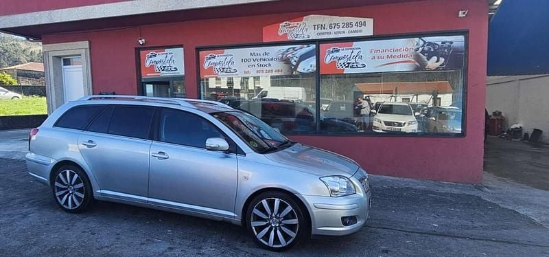 Usado Toyota Avensis Sol 126 CV (92 kW) 2006 Familiar
