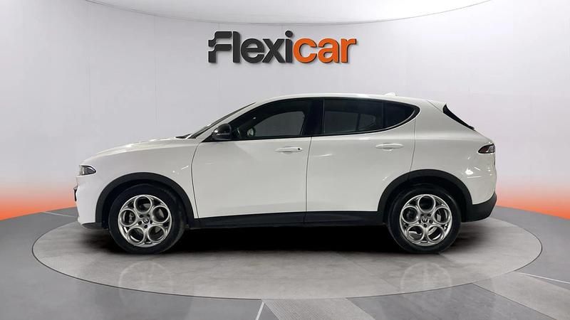 Usado Alfa Romeo Tonale Sprint 131 CV (96 kW) 2023 Blanco SUV
