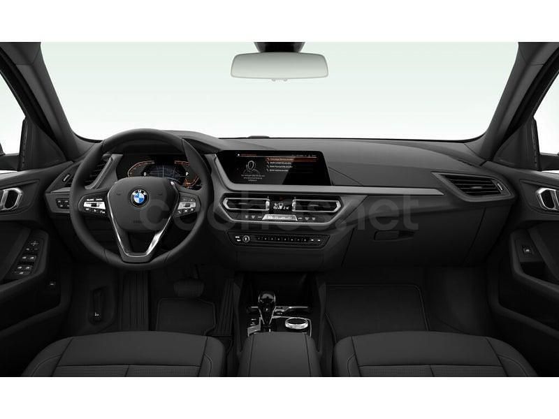 Usado BMW 118 150 CV (110 kW) 2022 Gris / plata Utilitario