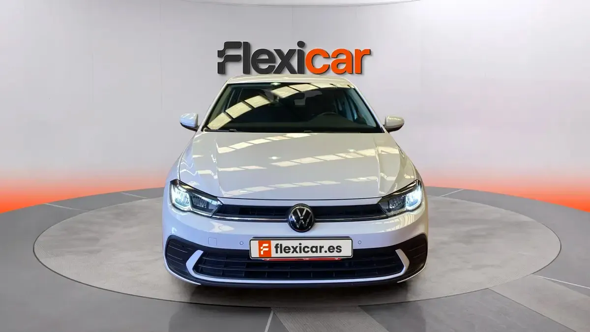 Usado VW Polo Life 95 CV (69 kW) 2023 Blanco Utilitario